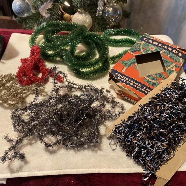LOT VINTAGE CHRISTMAS Tree Garlands1 In Orig