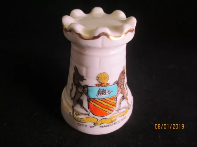 ARCADIAN Crested China Model of a CASTLE Chess Piece Crest of MANCHESTER (OB503)