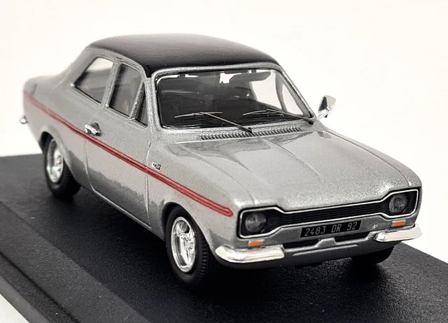 Trofeu 1/43 Ford Escort MK1 RS 2000 – Modèle Réduit Argenté, Plaques Françaises