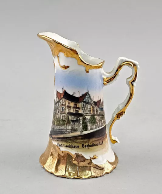 99840101 Porcelain Andenken-Kännchen Kgl.logirhaus Seebadeanstalt H13cm