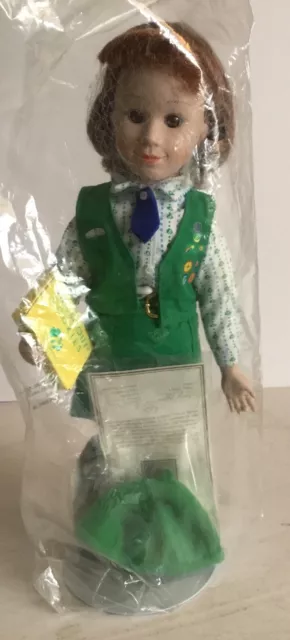 Vintage Girl Scout Cookies Doll 14" 1995 Avon Tender Memories With COA & Stand