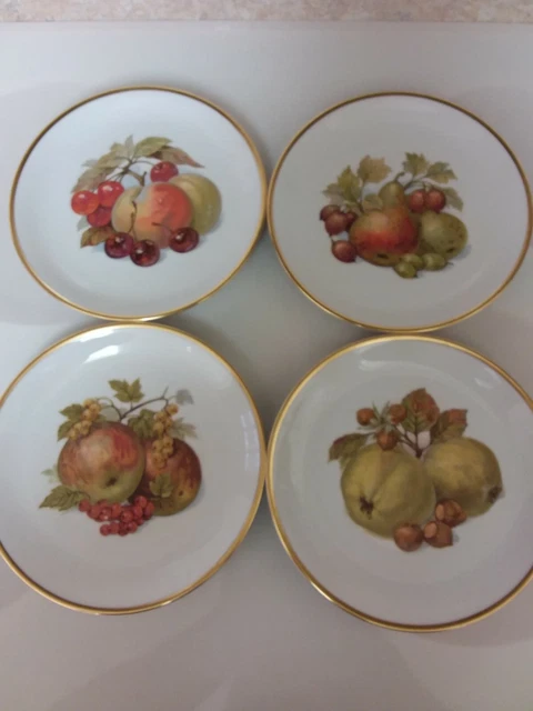 Set of 4 - Vintage BAREUTHER Bavaria Germany China Fruit Dessert / Salad Plates