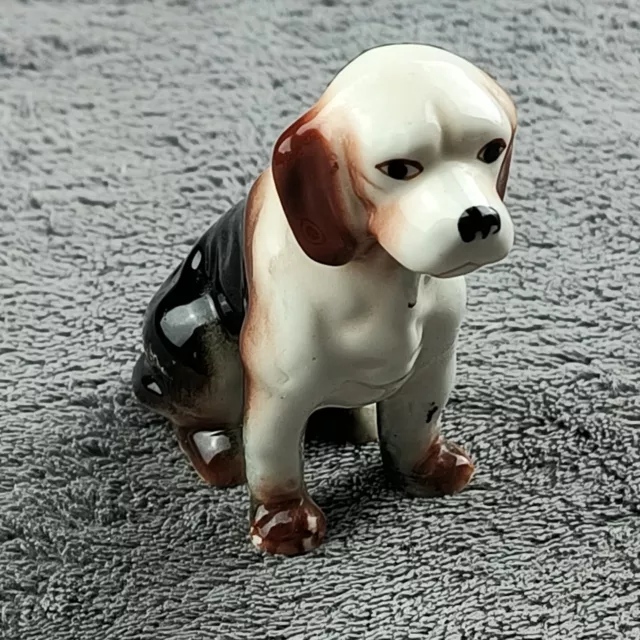 Beagle Dog Figure Ceramic Sitting Statue Dog Realistic Unmarked Vintage