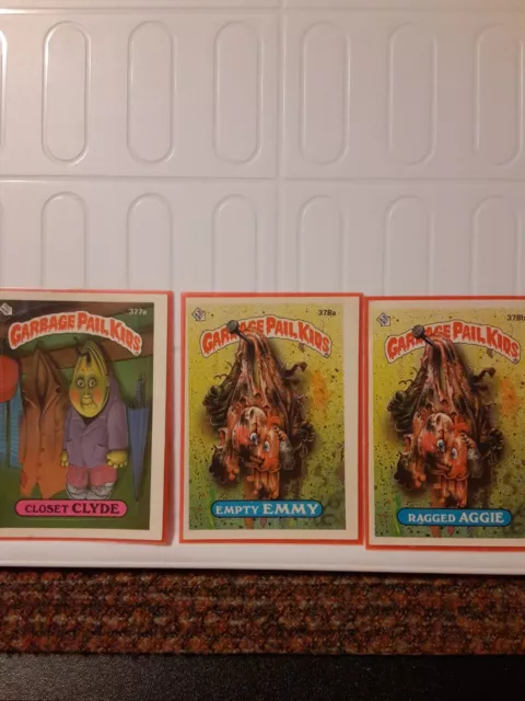 (3) 1987 Topps Garbage Pail Kids #377a CLOSET CLYDE #378a empty Emmy & 378b