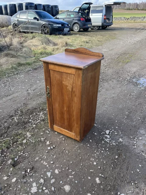 Edwardian Pine Bedside Cabinet / Pot Cupboard 2