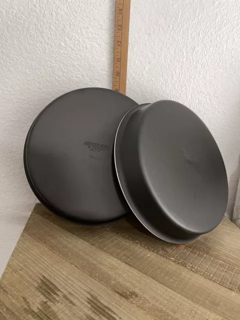 Miracle Maid USA Set of Two 9" Round Layer Cake Baking Pans