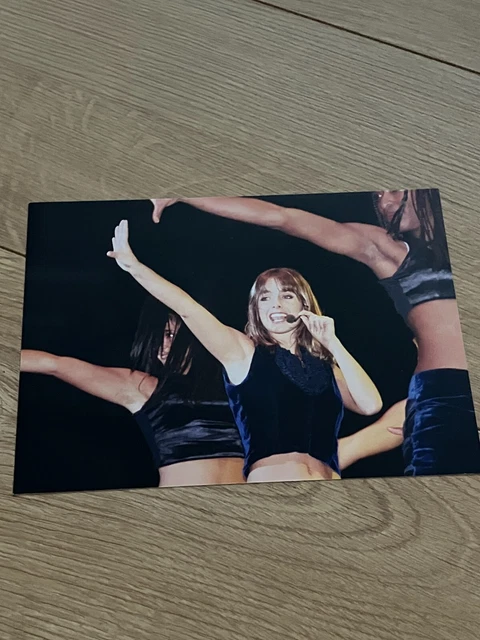 Louise Redknapp Nurding - rare original press photograph. Eternal singer