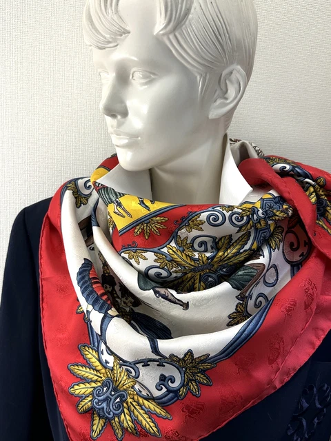 Hermes Jacquard 100% silk 90cm scarf "LES JOIES D'HIVER" Red Multi-color #4174