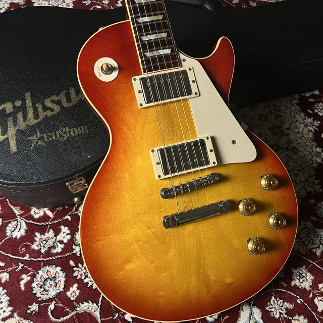 GIBSON CUSTOM SHOP Art&Historic 1958 Les Paul Standard Reissue £3,501. ...