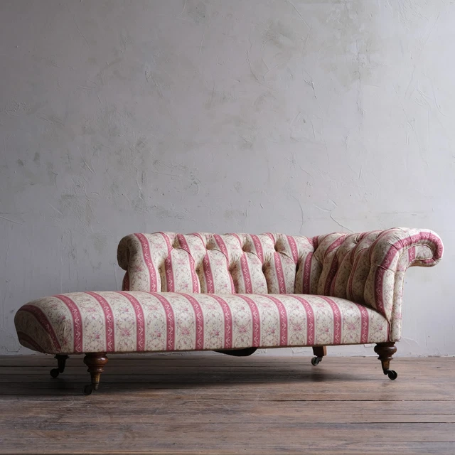 Antique Howard and sons chesterfield chaise lounge c1860