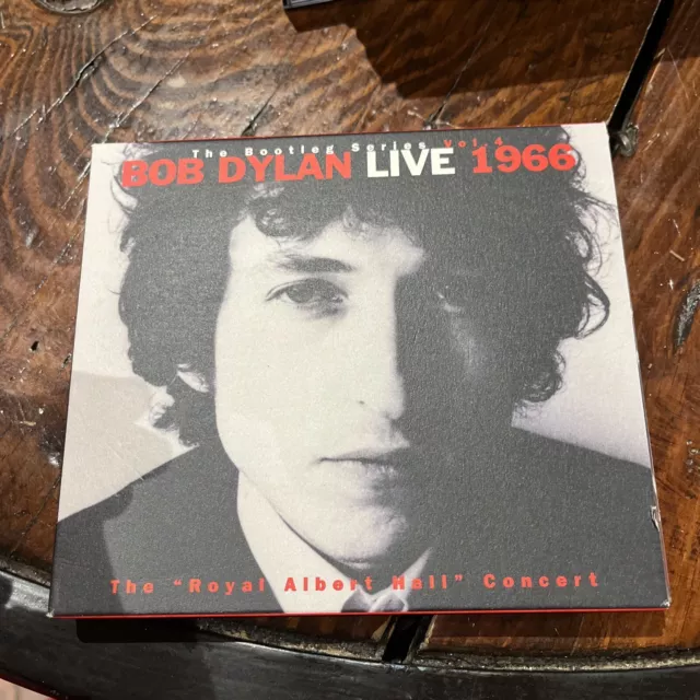 2 Cd The Bootled Series Vol 4 The Royal Albert Hall Concert Bob Dylan Live 1966