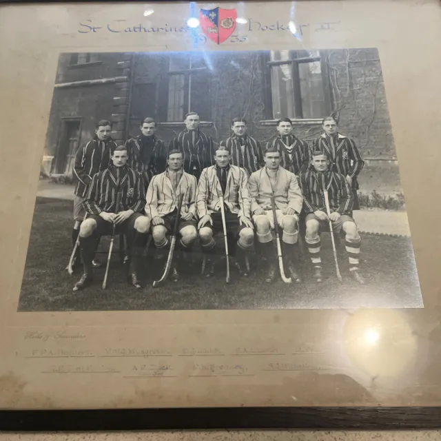 VINTAGE FRAMED PHOTOGRAPH St Catharine’s HockeyXI 1935 Cambridge England