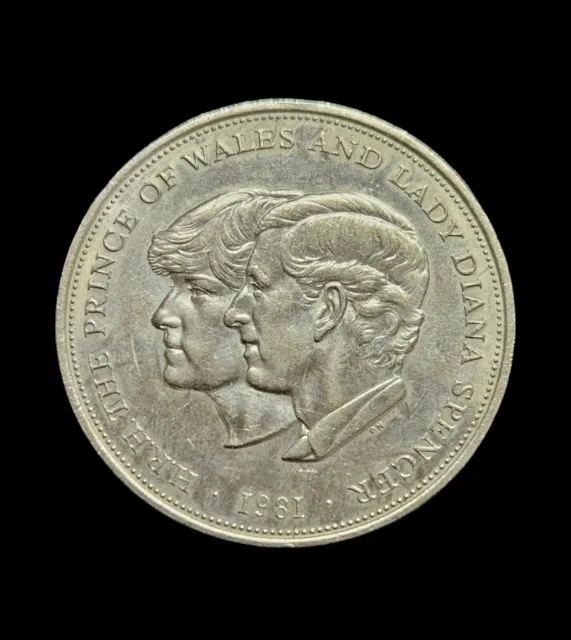 1981 England British Crown Charles & Diana Commemorative