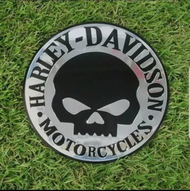 HARLEY DAVIDSON HD Willie G Kraftstofftank Sissy Bar Chrom Schädel