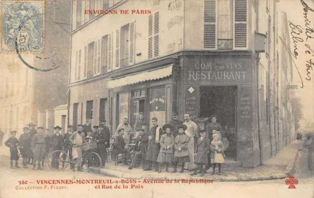Cpa 93 Vincennes Montreuil Sous Bois Avenue De La Republique Et Rue De La Paix