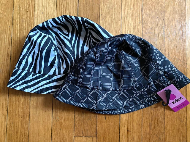 TOTES RAIN BONNET Bonnet de Pluie Rain Hat Rain Hood OffWhite