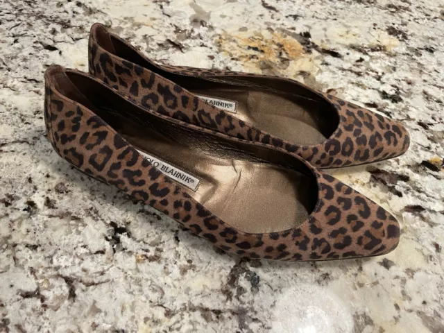 MANOLO BLAHNIK Brown Leopard Print Suede Square Toe Slip-On Flats 38