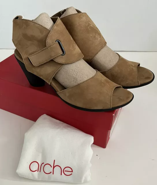 Womens Arche Fuebus Shoe 39 New in Box