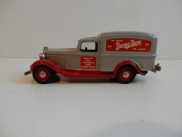 Brooklin - 1:43 - Pontiac Sedan Delivery Sunoco - de 1953