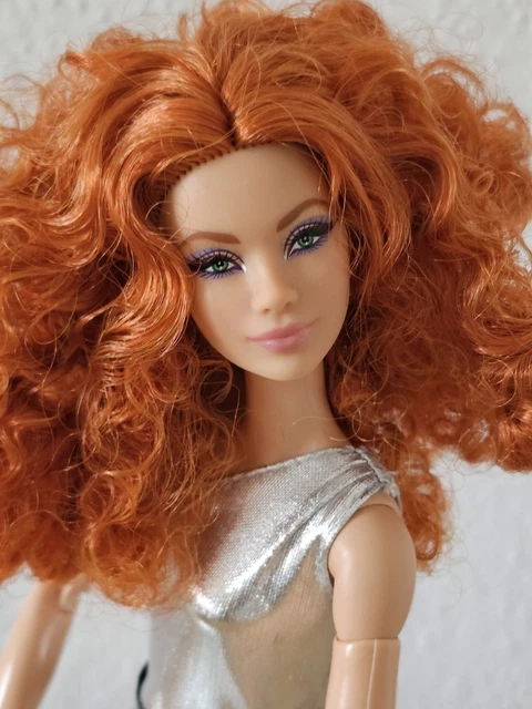 BARBIE & LOOKS Model Nr. 11 