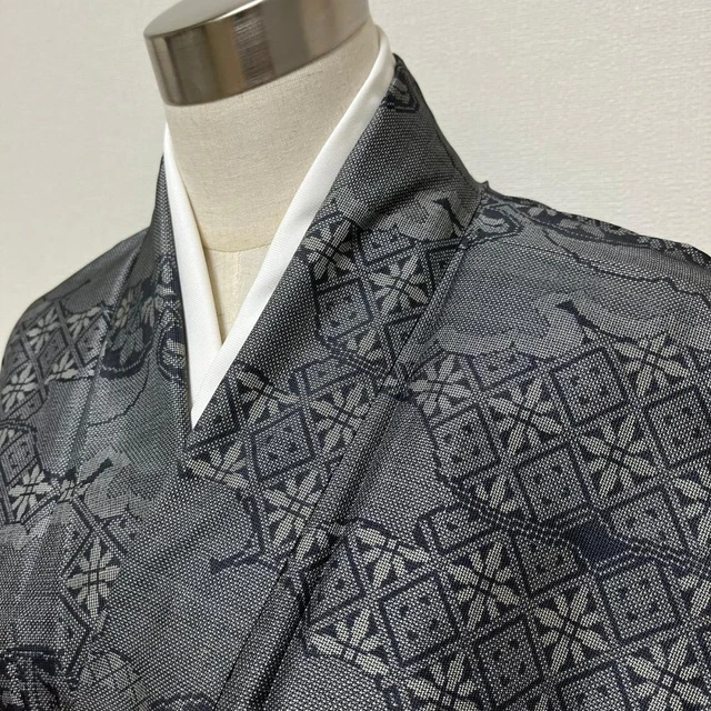 Japanese Silk Kimono Oshima Tsumugi Pongee 160cm Floral Pattern Black
