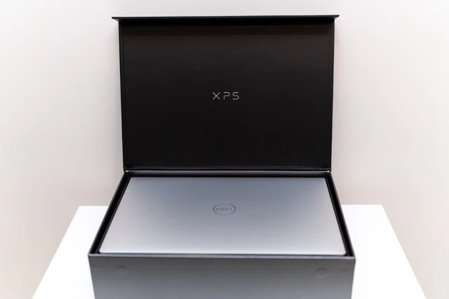 Dell XPS 13 9310 i7 32GB RAM 1TB SSD Touchscreen 3.5K OLED