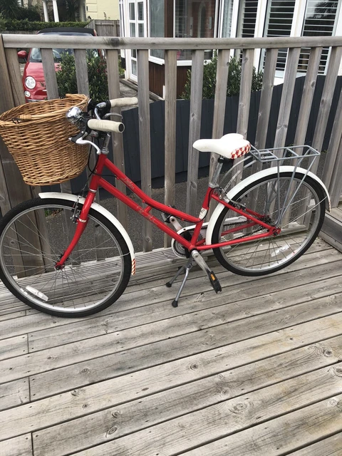 LADIES BIKE WITH basket .Viking Kensington 26