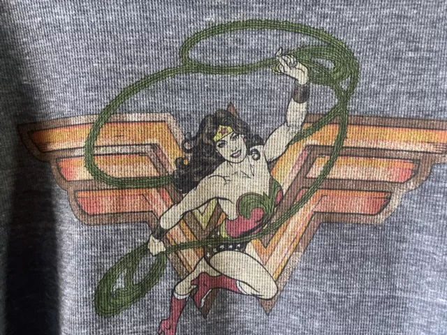 TRUNK LTD Wonder Woman L/S Thermal  Waffle Tee T-shirt Gray Meduim Comfy 2