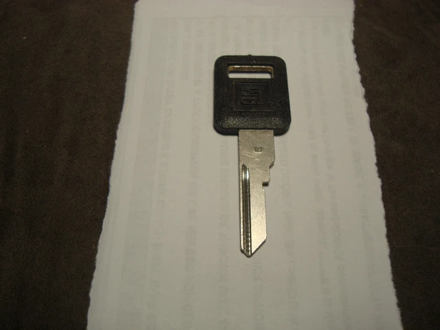 Locksmith 1 Genuine OEM 595313   "E" Ignition Key Blank  B77