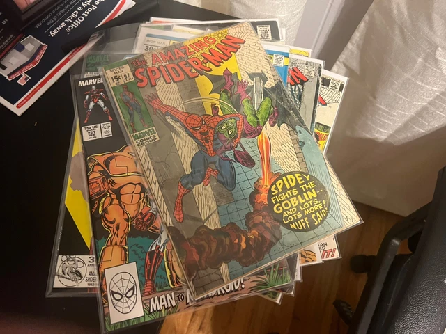 25 Comic Book LOT, Fun Box! (DC,MARVEL, And More) Guaranteed key!