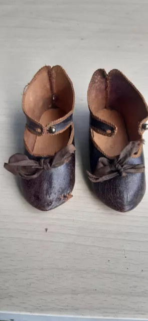 Chaussures JUMEAU POUR GRANDE POUPEE  ANCIENNE JUMEAU  BRU  STEINER..TAILLE 12