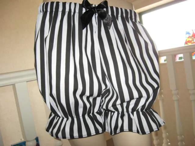 Black striped bloomers Festival white shorts sissy pantaloons lolita party Goth