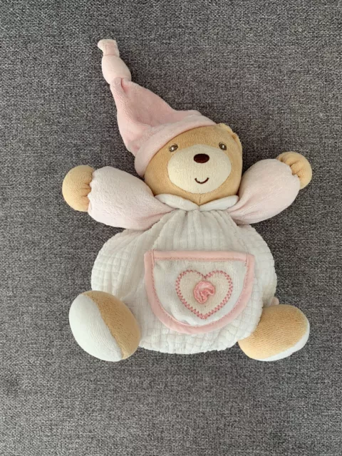 0/doudou ours kaloo peluche bonnet coeur brodé sur poche blanc rose