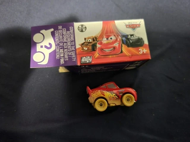 DISNEY PIXAR CARS 2022 Series 3 Diecast Mini Racer #26 -Dud Throttleman ...