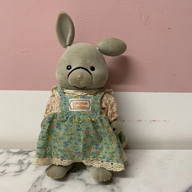 RARE VINTAGE LARGE Sylvanian Families Rabbit Damaged As Shown Tomy