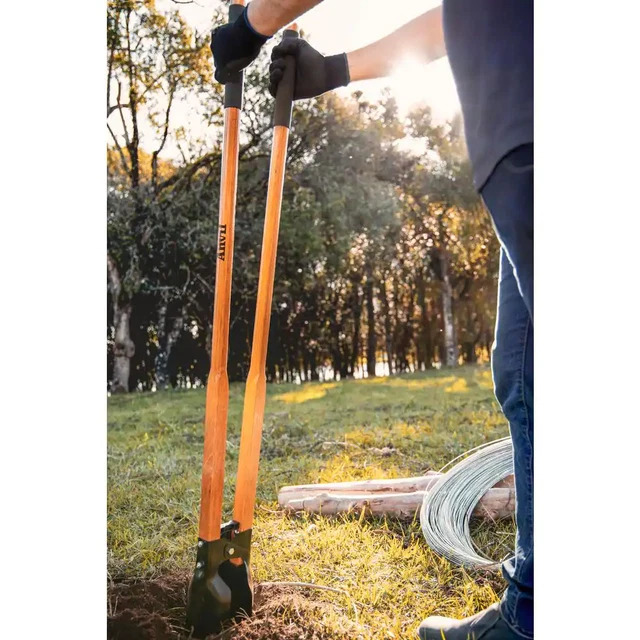 Wood Handle Steel Post Hole Digger Earth Fence Borer Garden Planter 47 In. L