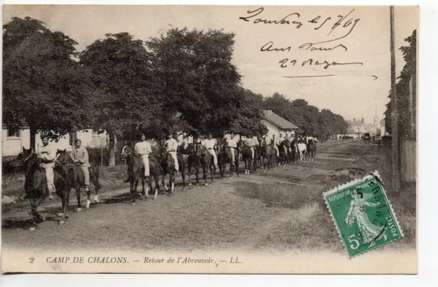 CHALONS SUR MARNE - Marne - CPA 51 - Military Life in the Camp - Return the Watering Room