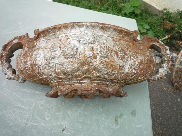 Jardinière Ancienne En Argent 12 Löth, Poinçon De Berlin (Allemagne) – 406 Grammes