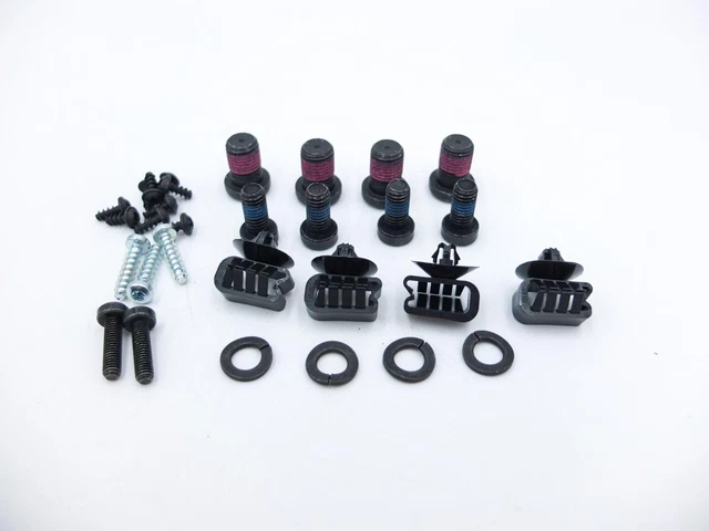 Kit De Fixation Siège Moto Avec Écrous En C 59768-97 CNC Aluminium Filetage 6 Mm - Compatible Harley Davidson