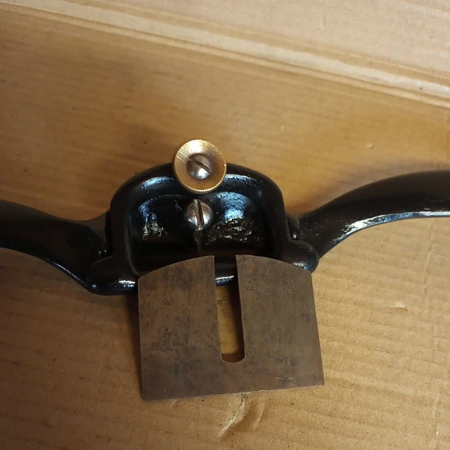 2 Vintage STANLEYSpokeshave 1 flat bottom 1 curved  Carpenters Tool 6