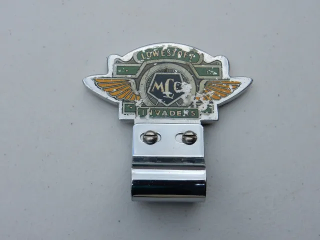 Vintage Aluminium Lowestoft Invaders MCC Motorcycle Club Car Badge Auto Emblem