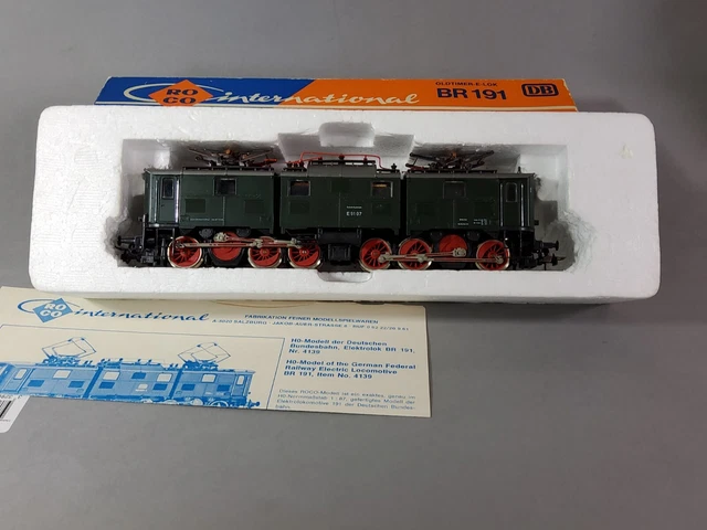 Lot De 4 Voitures Voyageurs Trains Miniatures Roco HO - Réf. 44835, 44836, 44814 - Époque 3 - Occasion