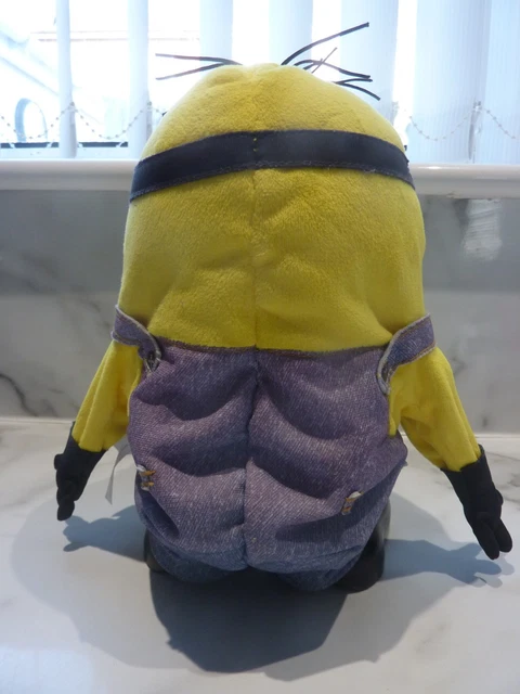 DESPICABLE ME MINIONS Tumbling Laughing Plush Minion Stuart Electronic ...