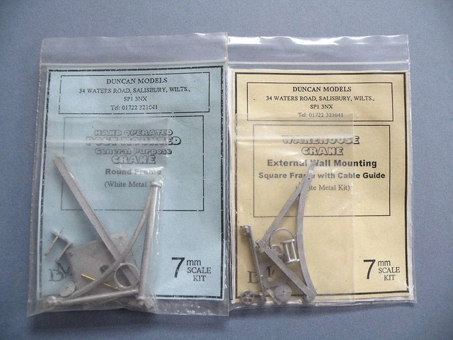 DUNCAN MODELS WHITE Metal 7mm O Gauge Kits Warehouse Wall & Post ...