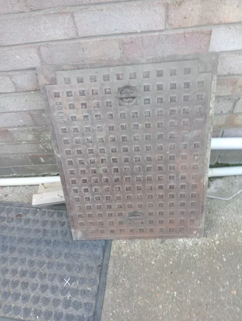 Cast Iron Manhole Drain Cover 645mm X 495 Square pattern - BEDFORD