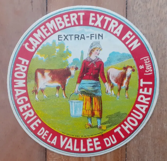 Étiquette Fromage Camembert . Vallee du  Thouaret.  2 Sèvres.