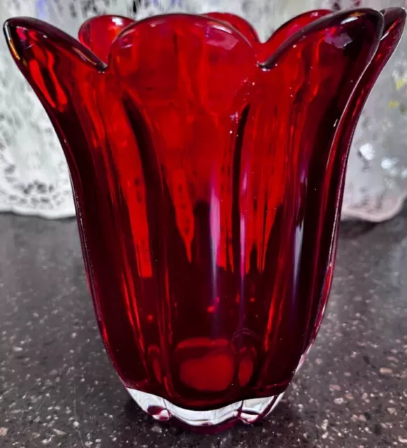 Teleflora Art Glass painted Ruby Red  missing spotsFlower Shaped Vase x mas gift