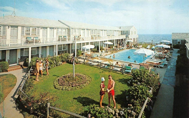 Dennis Port, MA Massachusetts  COLONY BEACH MOTEL  Pool Scene  ROADSIDE Postcard