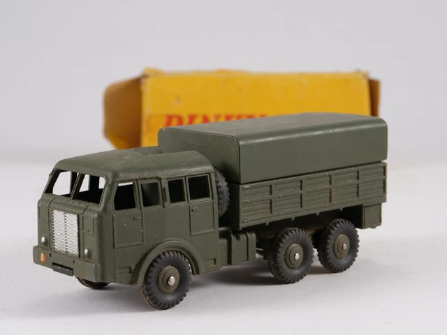 CAMION MILITAIRE BERLIET TOUS TERRAINS DINKY TOYS
