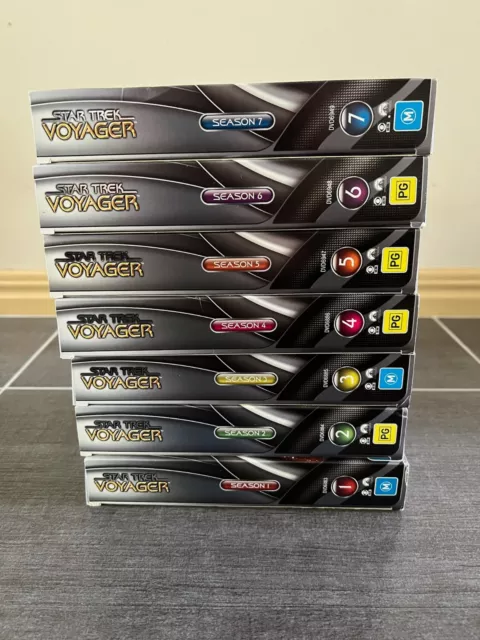 Star Trek Voyager - The Complete Series 1 - 7  Season DVD Set